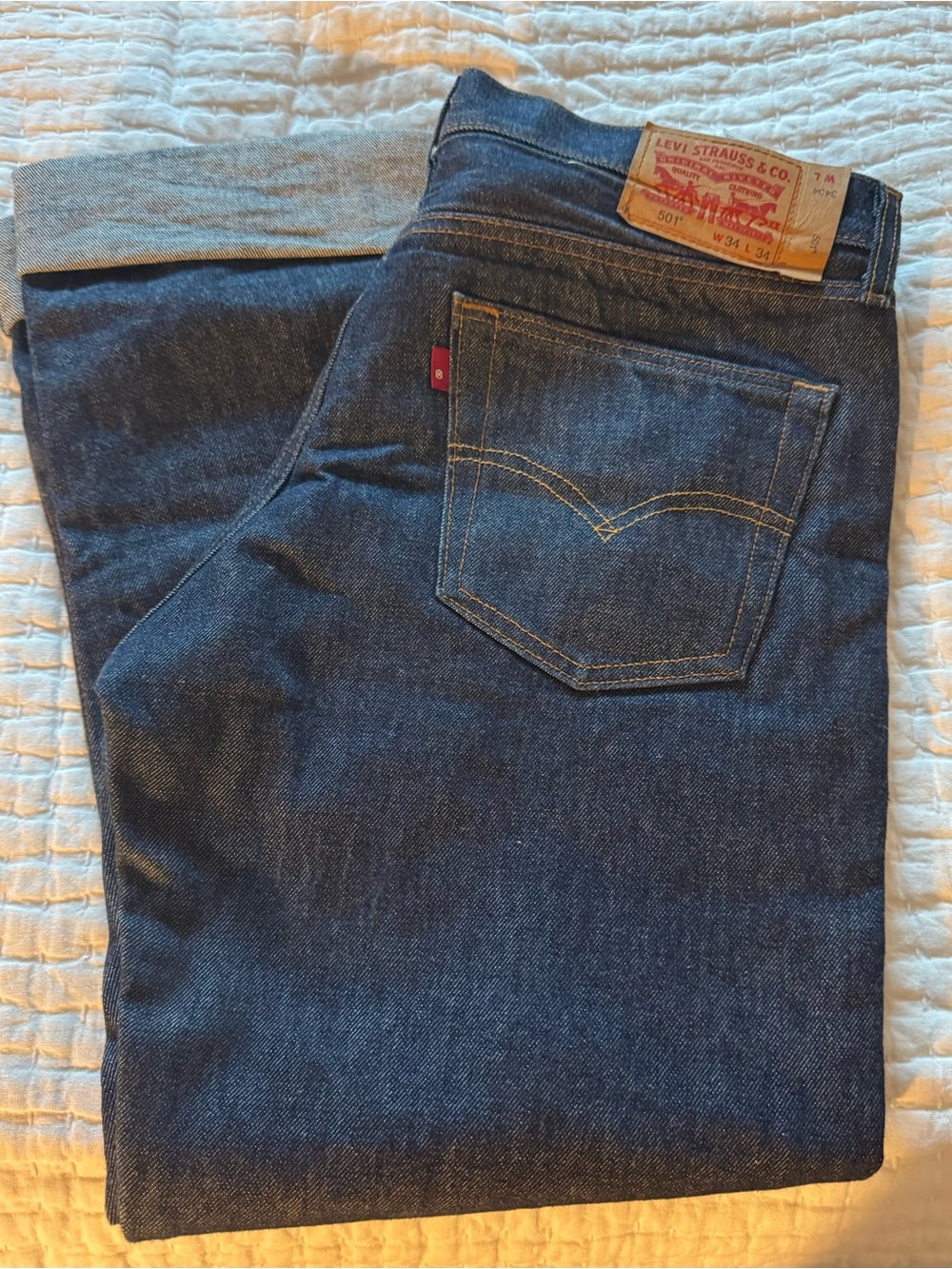 Levi's button fly - shrink to fit jeans. Size 34x34 Dark blue rigid indigo color - Picture 5 of 7